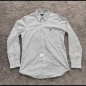 New with tags! Ralph Lauren button down shirt. MED
